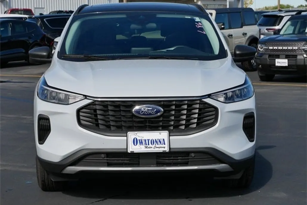 2026 Ford Escape Active photo 1