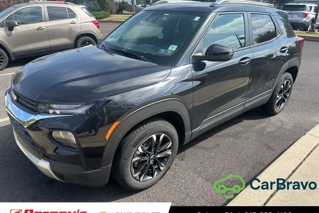 2022 Chevrolet Trailblazer LT photo 1