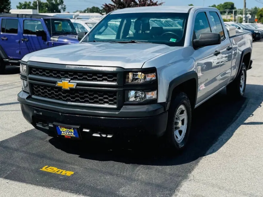 2015 Chevrolet Silverado 1500 LS photo 1