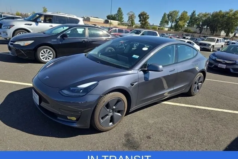 2021 Tesla Model 3 Long Range photo 1