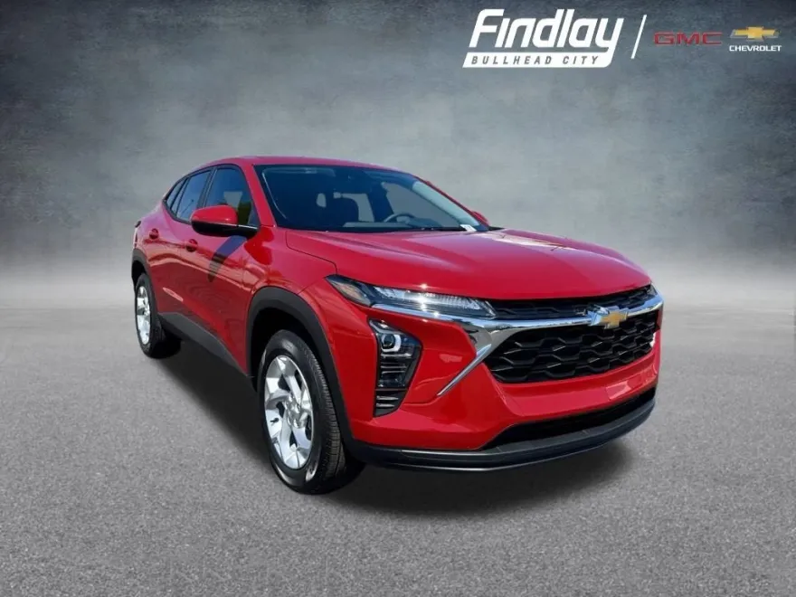 2026 Chevrolet Trax LS photo 1