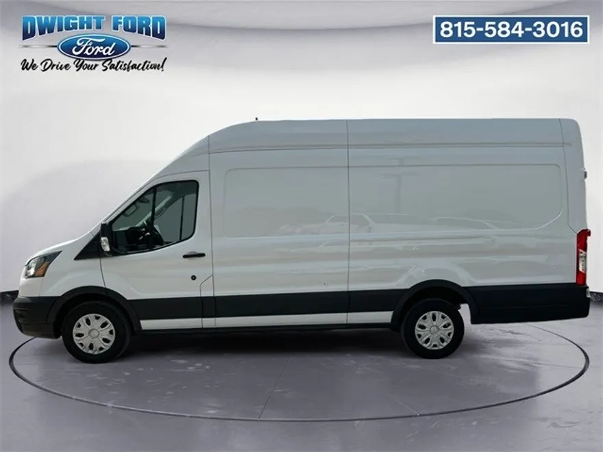 2022 Ford Transit photo 1
