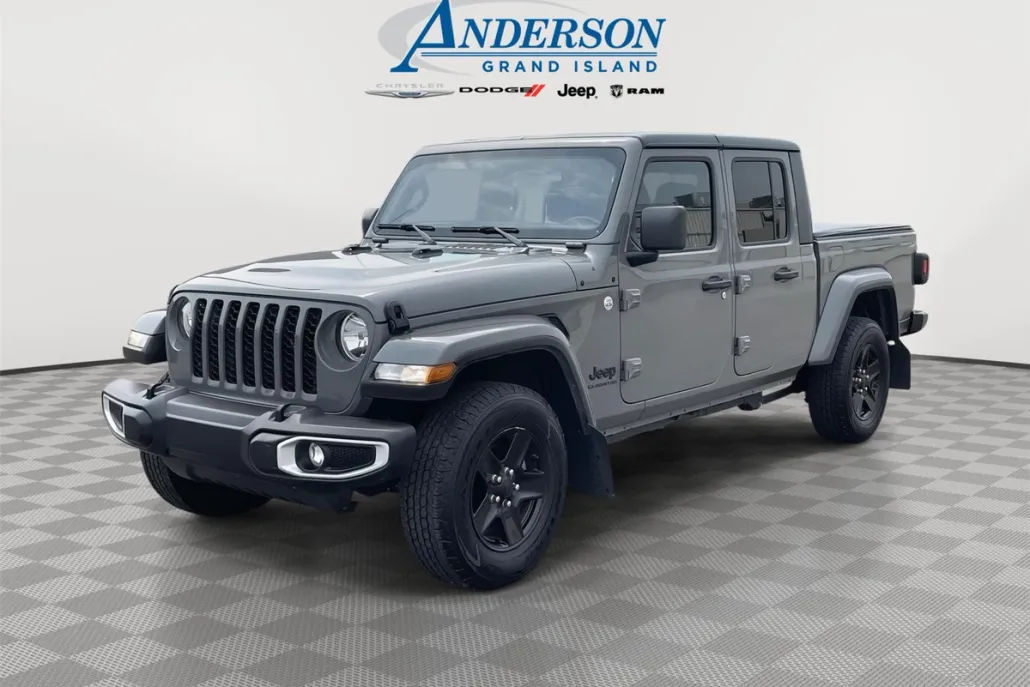 2021 Jeep Gladiator Sport S photo 1