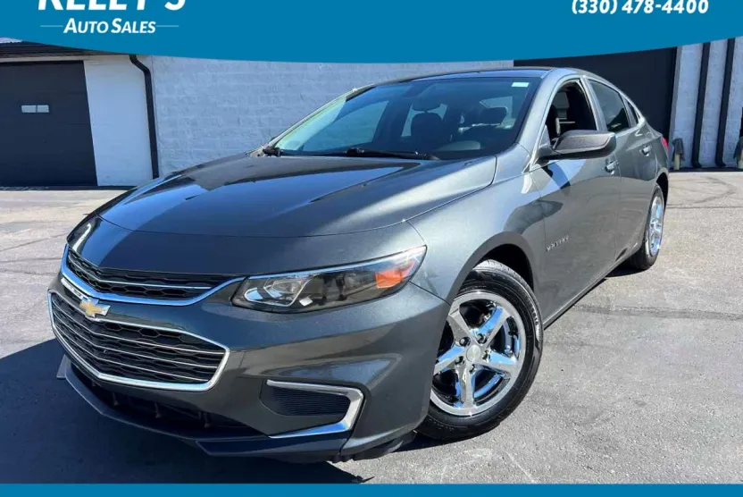 2018 Chevrolet Malibu LS photo 1