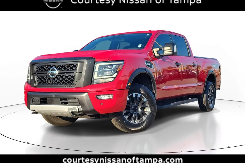 2021 Nissan Titan PRO-4X photo 1