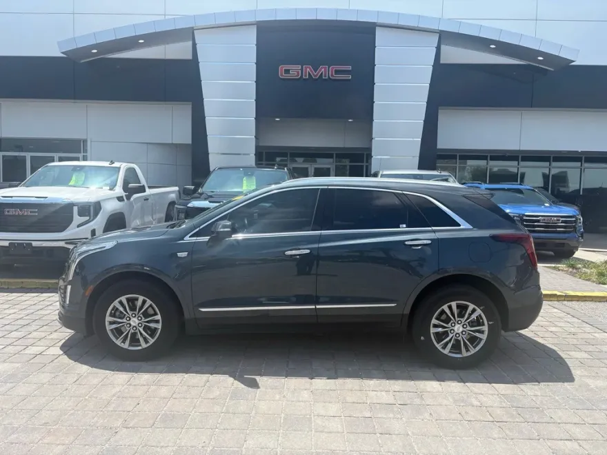 2021 Cadillac XT5 Premium Luxury photo 1