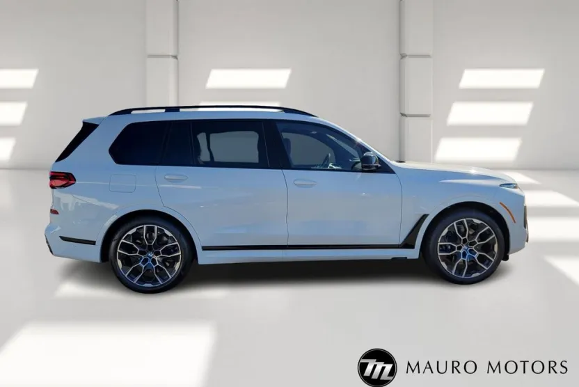 2026 Bmw X7 M60i photo 1