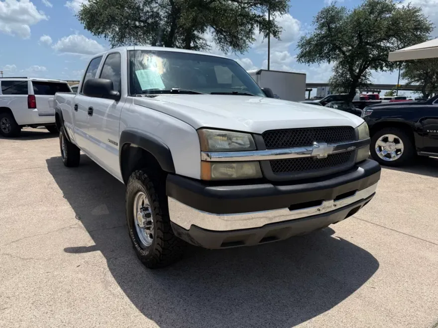 2004 Chevrolet Silverado 2500HD photo 1