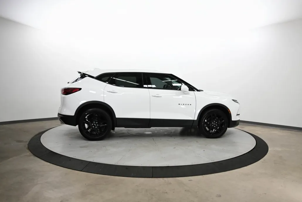 2023 Chevrolet Blazer 2LT photo 1