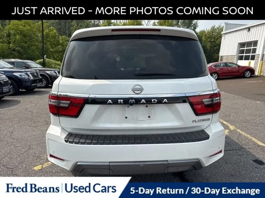 2021 Nissan Armada Platinum photo 1