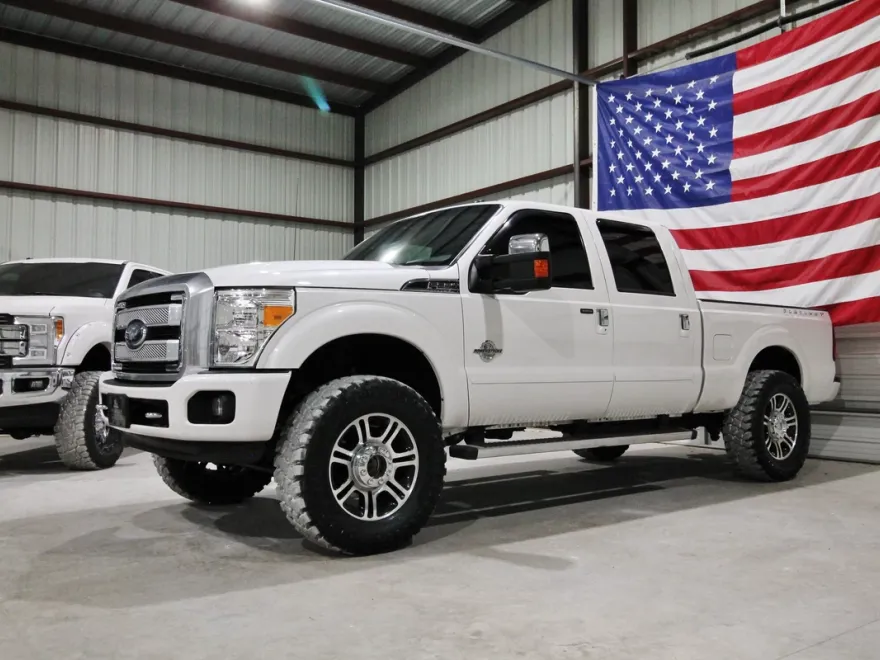 2016 Ford F-250 Platinum photo 1