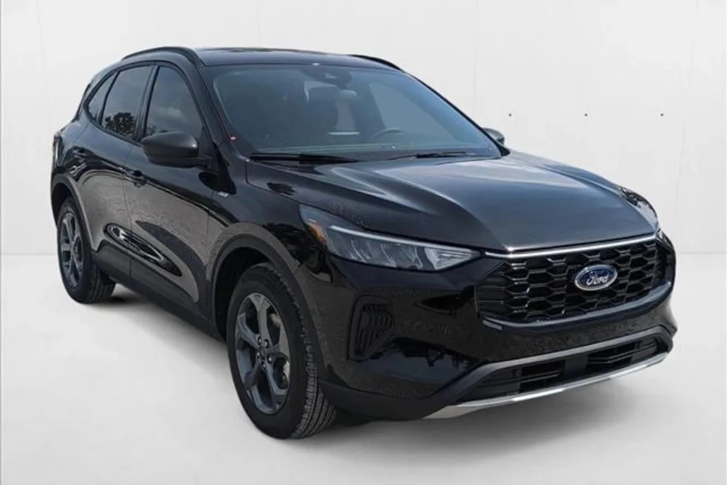 2025 Ford Escape ST-Line photo 1