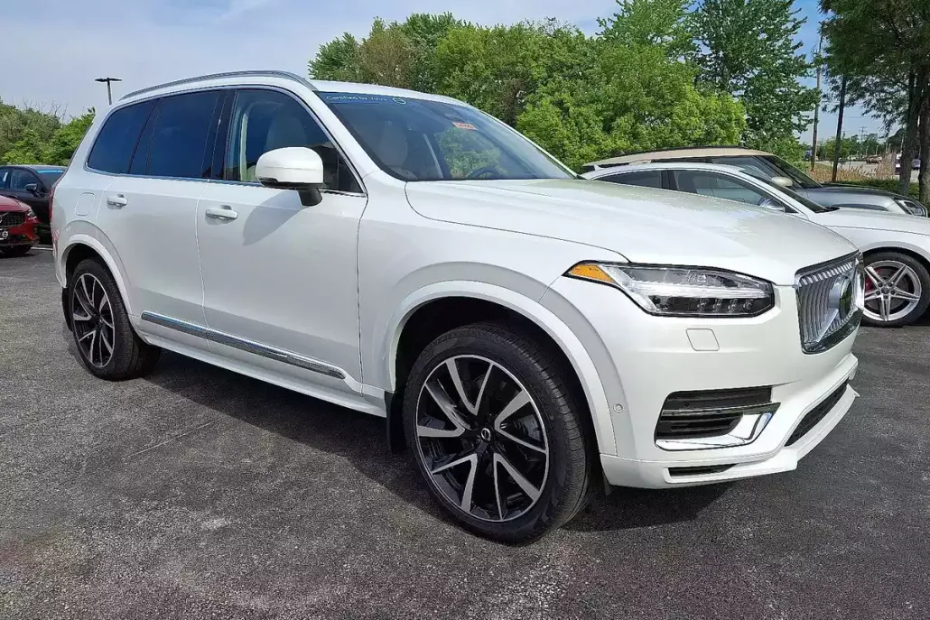 2024 Volvo XC90 Recharge T8 Ultimate photo 1