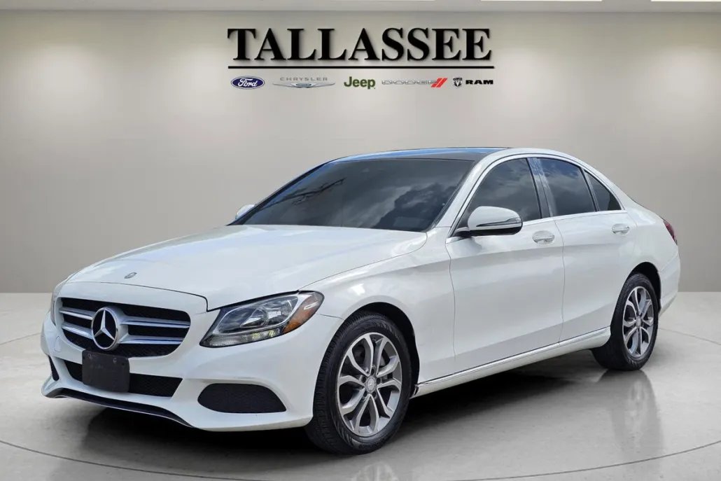 2017 Mercedes Benz C 300 photo 1