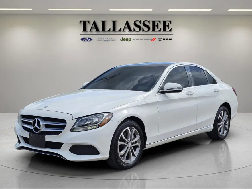 2017 Mercedes Benz C 300 photo 1