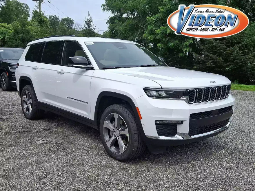 2025 Jeep Grand Cherokee Limited photo 1