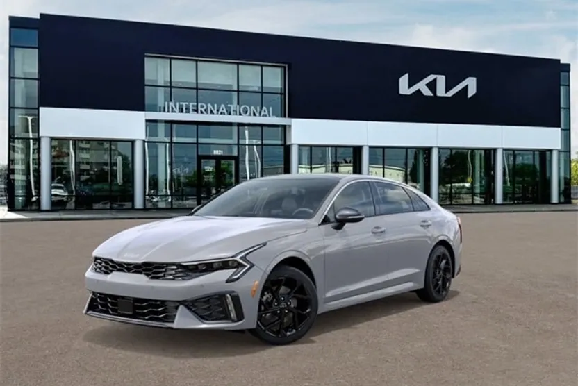 2026 Kia K5 GT-Line photo 1