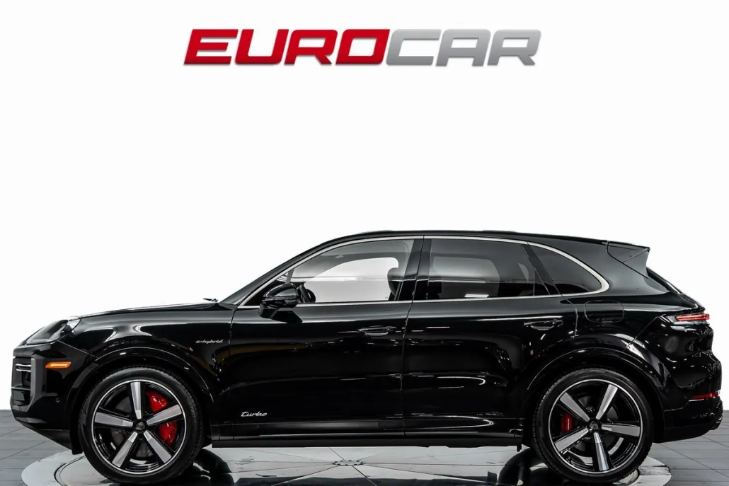 2025 Porsche Cayenne E-Hybrid Turbo photo 1