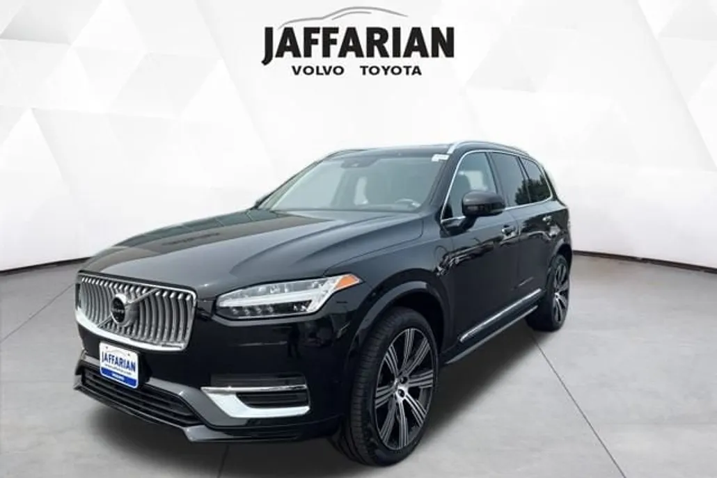 2022 Volvo XC90 Recharge T8 Inscription photo 1