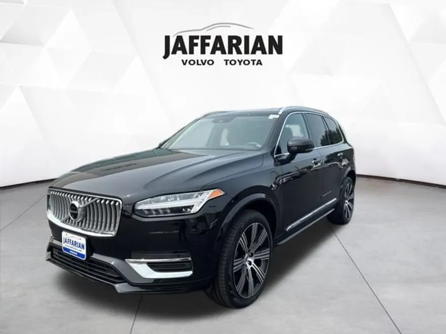 2022 Volvo XC90 Recharge T8 Inscription photo 1