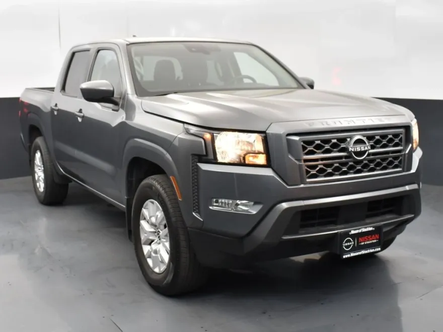 2022 Nissan Frontier SV photo 1
