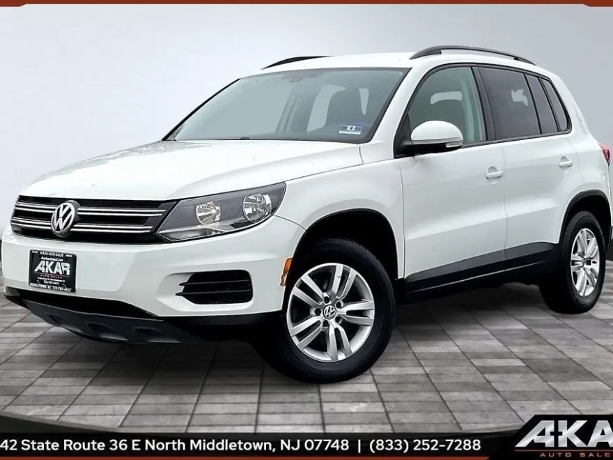 2016 Volkswagen Tiguan R-Line SEL photo 1