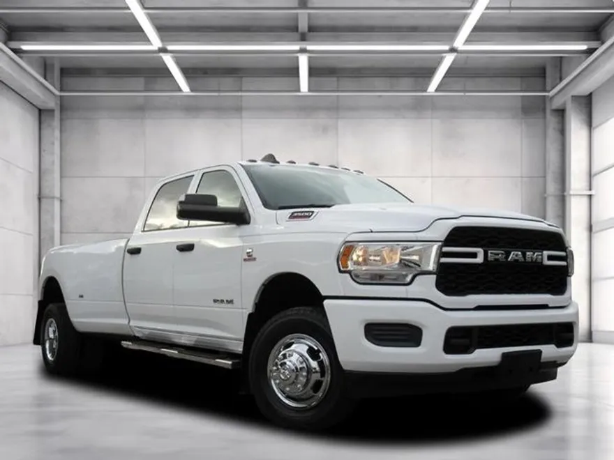 2020 Ram 3500 Tradesman photo 1