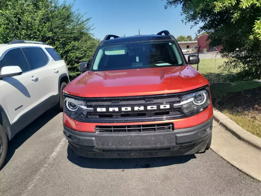 2023 Ford Bronco Sport Outer Banks photo 1