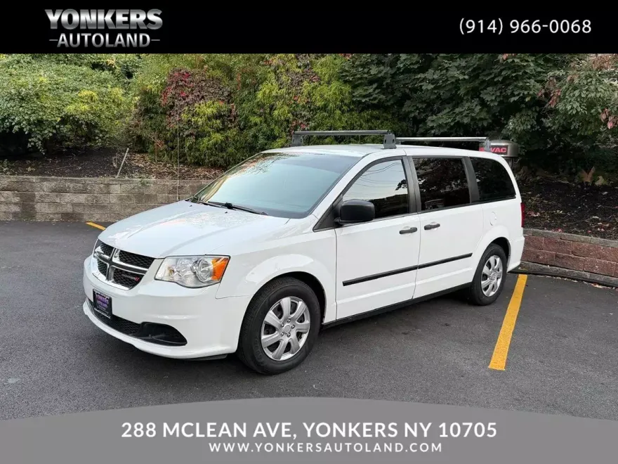 2016 Dodge Grand Caravan SE photo 1