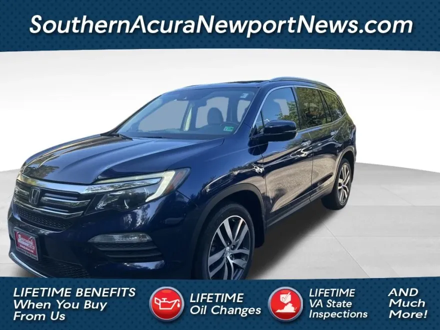 2017 Honda Pilot Touring photo 1