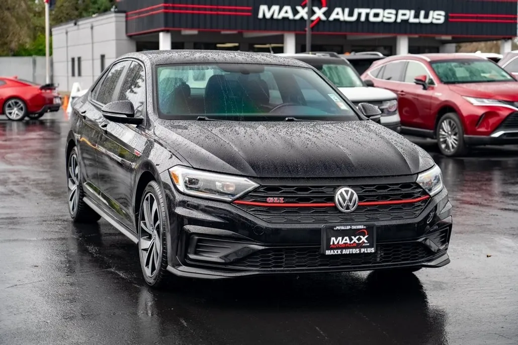 2019 Volkswagen Jetta GLI 2.0T S photo 1