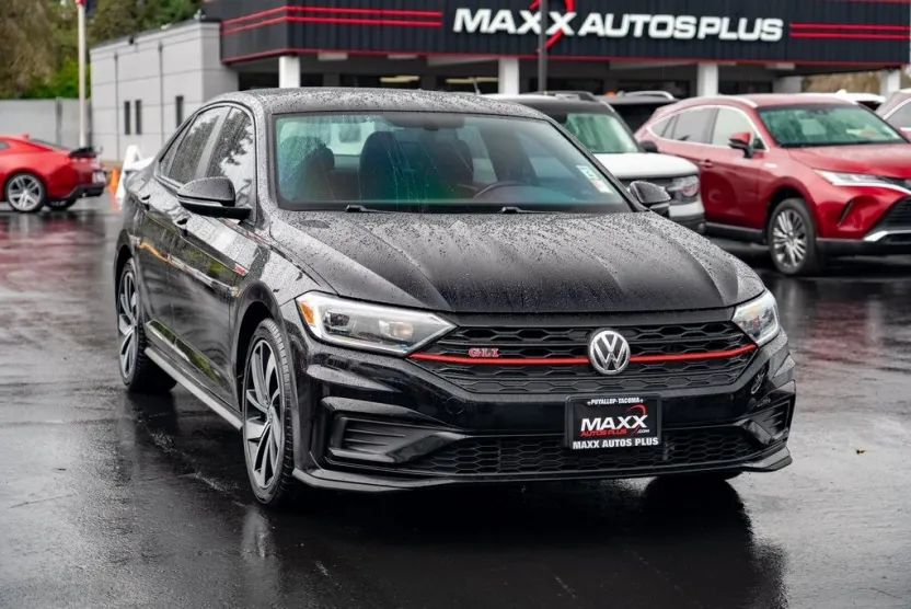 2019 Volkswagen Jetta GLI 2.0T S photo 1