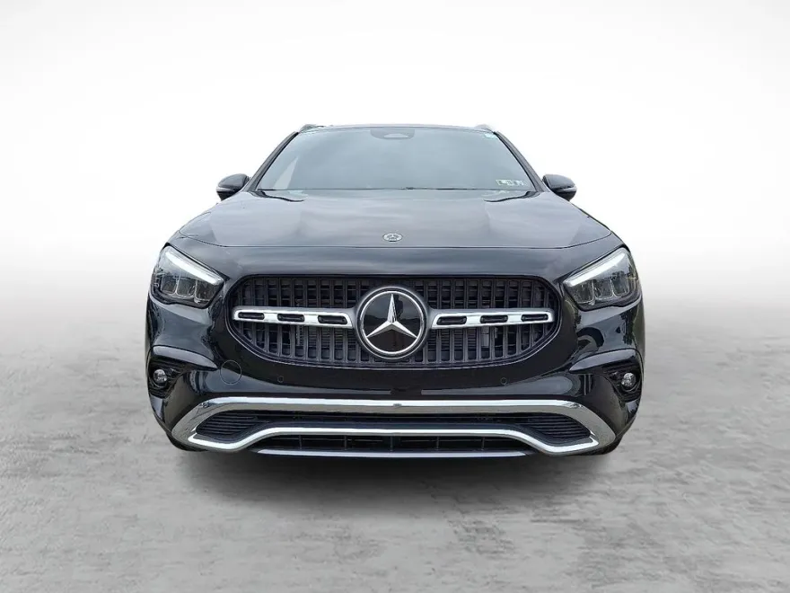 2026 Mercedes Benz GLA 250 4MATIC photo 1