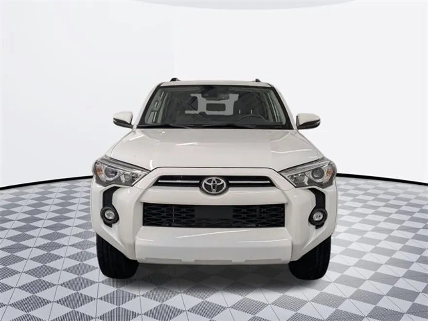 2024 Toyota 4Runner SR5 Premium photo 1