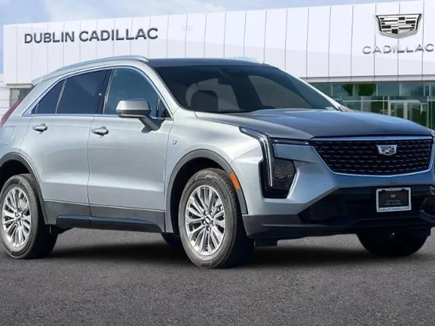 2024 Cadillac XT4 Premium Luxury photo 1