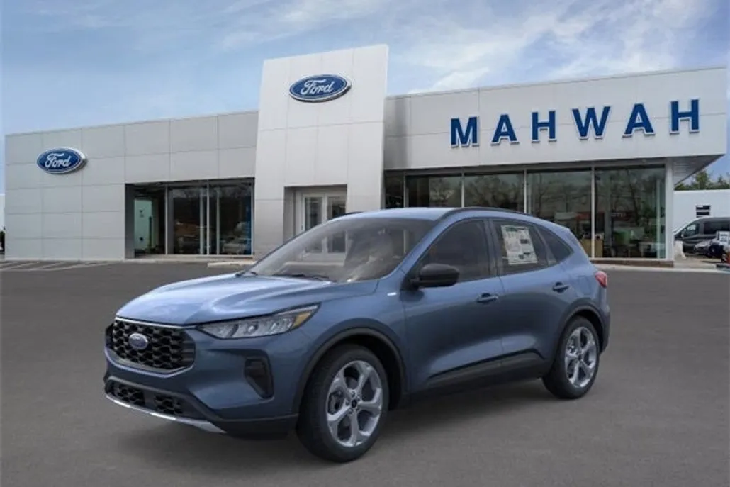 2025 Ford Escape ST-Line photo 1