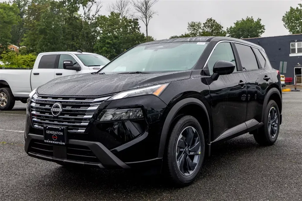 2025 Nissan Rogue SV photo 1