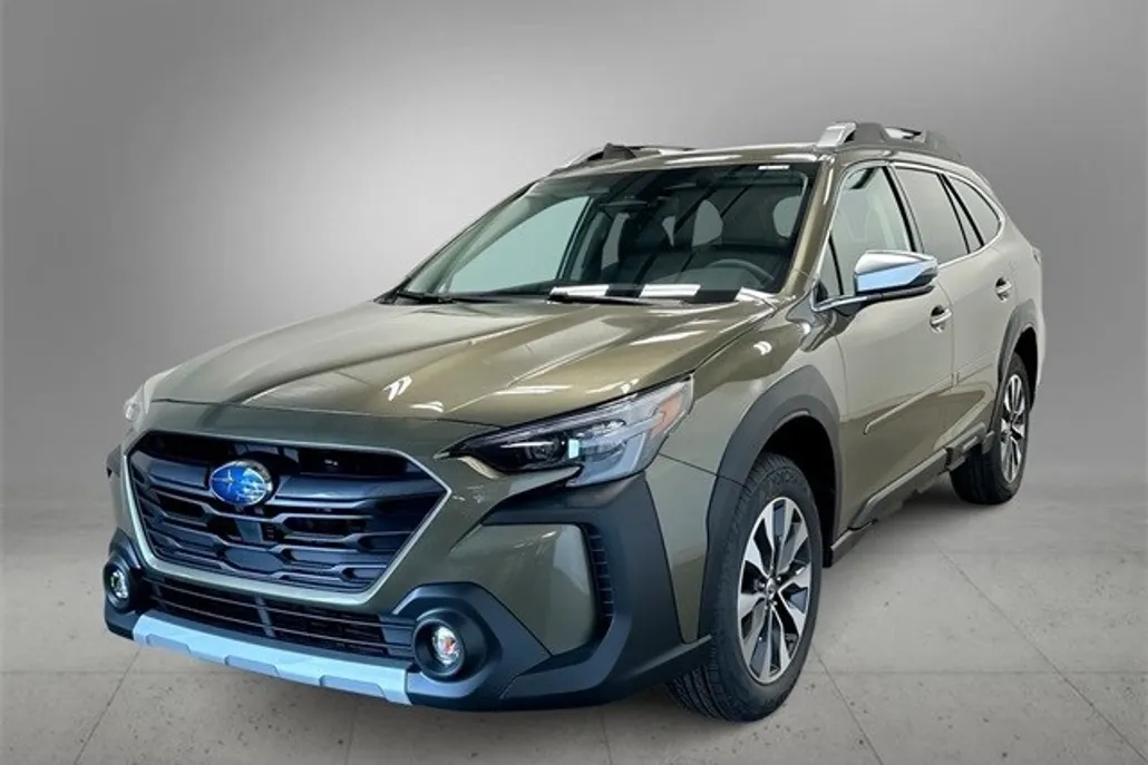 2025 Subaru Outback Touring XT photo 1