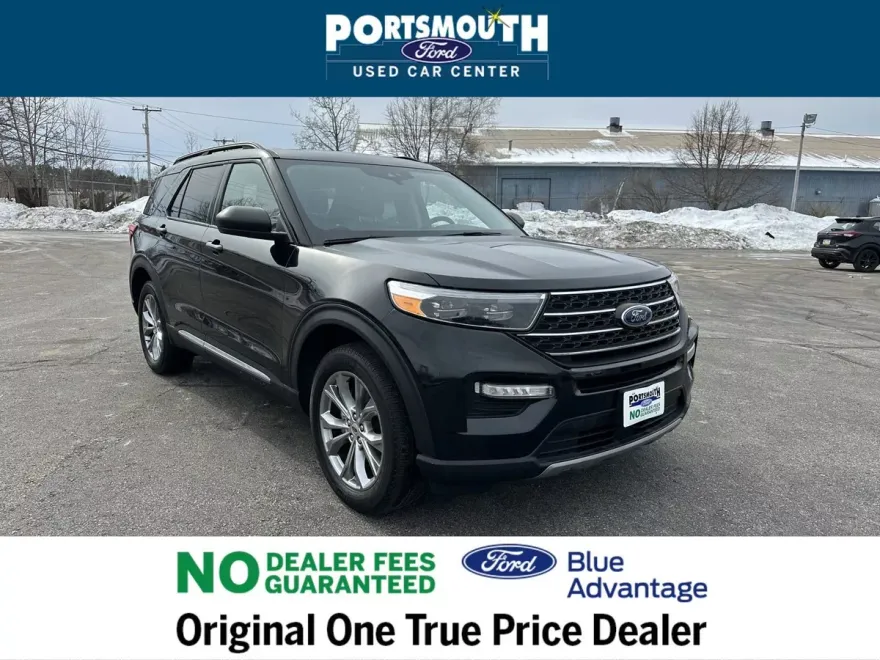 2022 Ford Explorer XLT photo 1