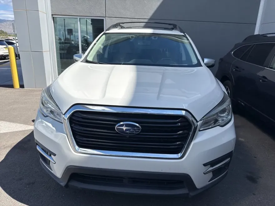 2019 Subaru Ascent Touring photo 1