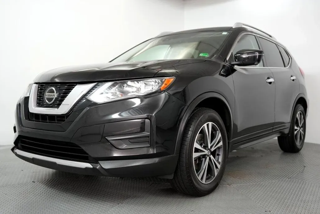 2019 Nissan Rogue AWD SV photo 1