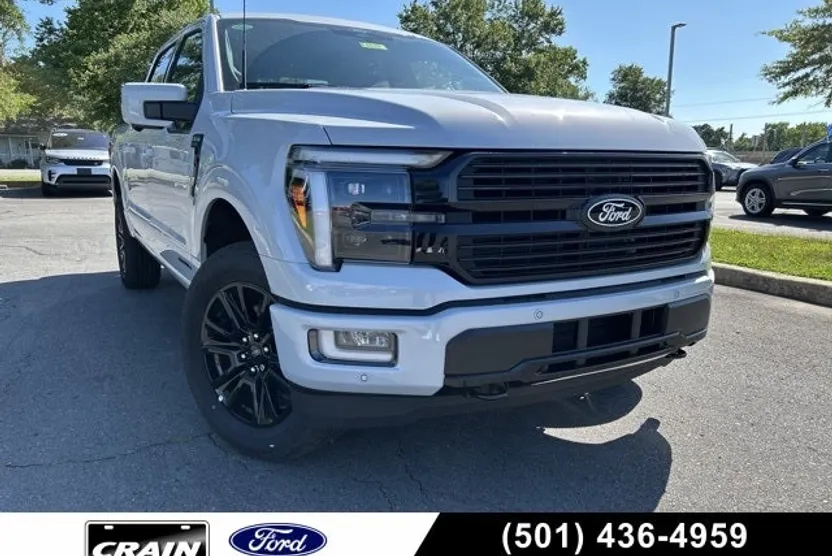2025 Ford F-150 Platinum photo 1