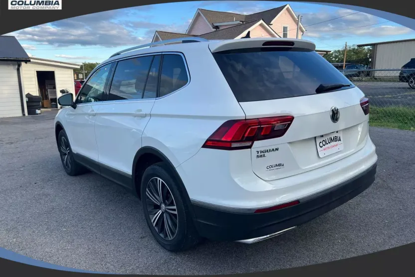 2018 Volkswagen Tiguan SEL Sport photo 1