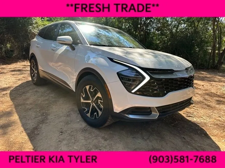 2024 Kia Sportage EX photo 1