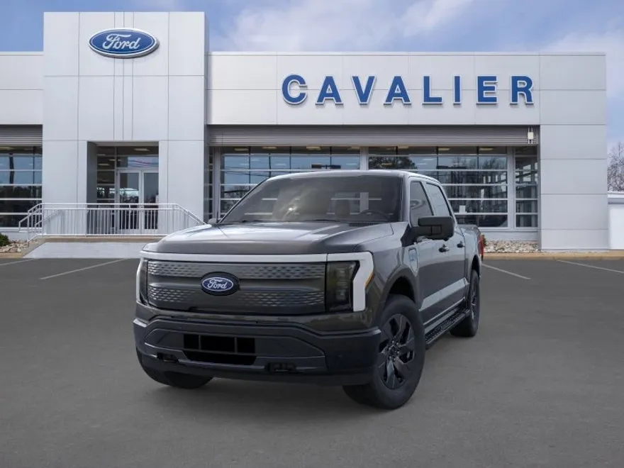 2025 Ford F-150 Lightning photo 1