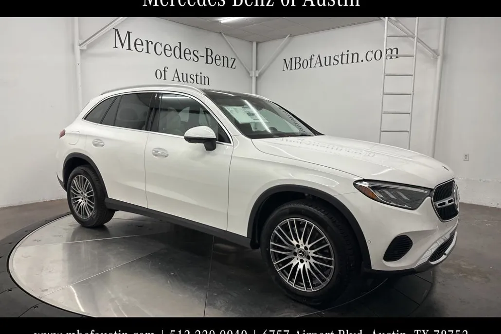 2026 Mercedes Benz GLC 300 photo 1