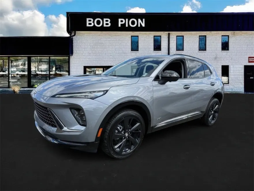 2025 Buick Envision Sport Touring photo 1