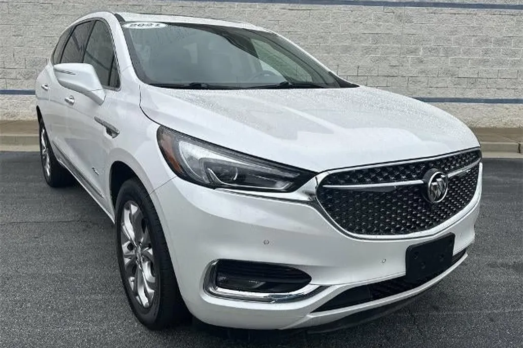 2021 Buick Enclave Avenir photo 1