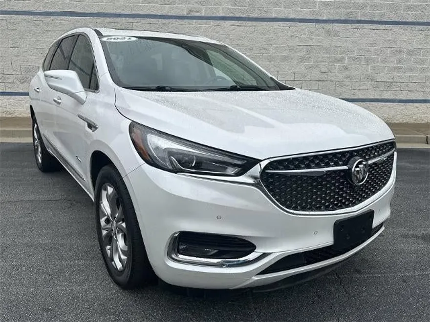 2021 Buick Enclave Avenir photo 1