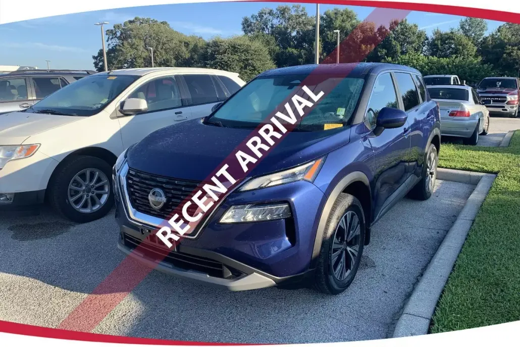 2023 Nissan Rogue SV photo 1
